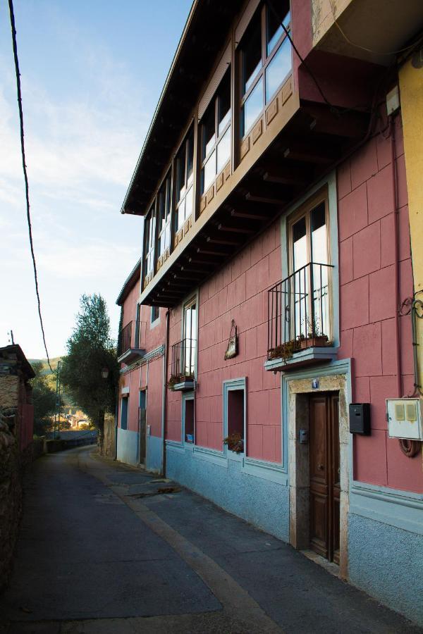 Casa Castane Vendégház Puente de Domingo Florez Kültér fotó